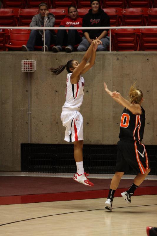 2011-12-06 19:35:02 ** Basketball, Damenbasketball, Idaho State, Iwalani Rodrigues, Utah Utes ** 