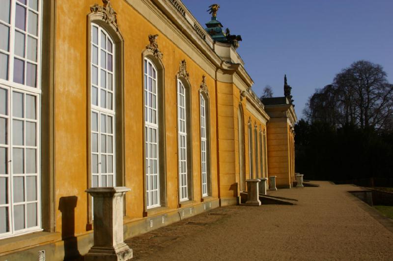 2006-11-28 11:20:04 ** Deutschland, Potsdam ** Südseite der Neuen Kammern.