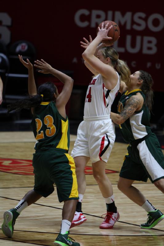 2014-11-05 19:02:25 ** Alaska Anchorage, Basketball, Paige Crozon, Utah Utes, Women's Basketball ** 