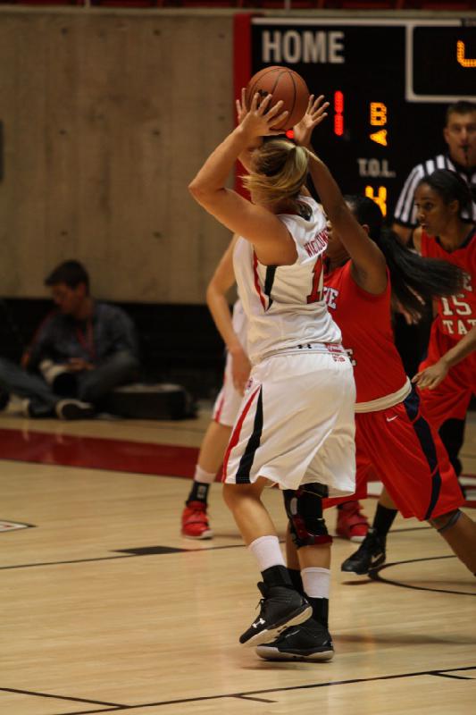 2011-11-05 17:32:18 ** Basketball, Damenbasketball, Dixie State, Taryn Wicijowski, Utah Utes ** 