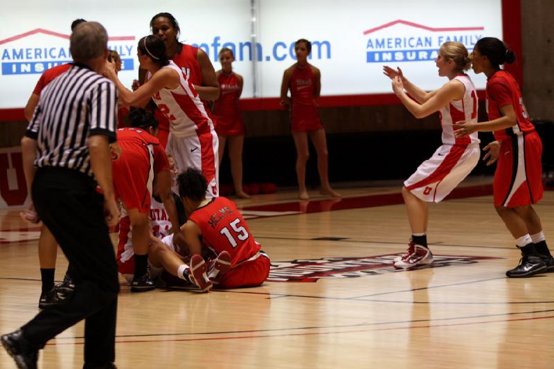 2010-01-16 15:19:33 ** Basketball, Halie Sawyer, Rachel Messer, Taryn Wicijowski, UNLV, Utah Utes, Women's Basketball ** 
