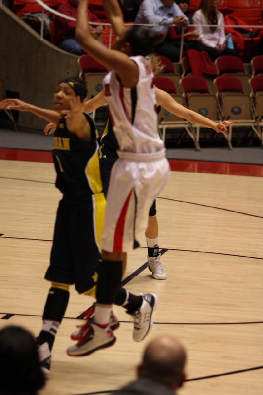 2012-11-16 17:46:27 ** Basketball, Iwalani Rodrigues, Michigan, Utah Utes, Women's Basketball ** 
