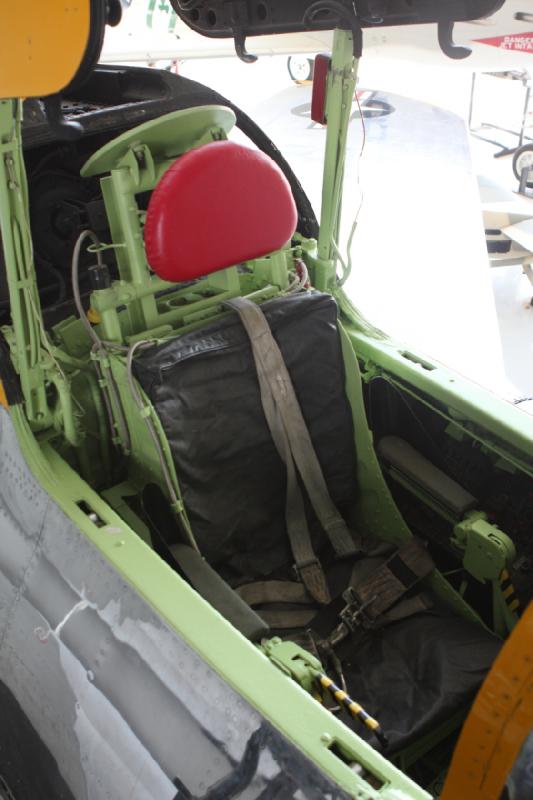 2011-03-26 15:24:05 ** Evergreen Aviation & Space Museum ** Pilot seat of the F-84F Thunderstreak.
