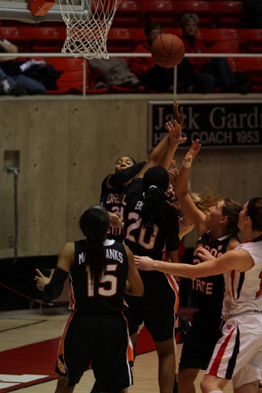 2012-03-01 20:25:16 ** Basketball, Damenbasketball, Michelle Plouffe, Oregon State, Taryn Wicijowski, Utah Utes ** 