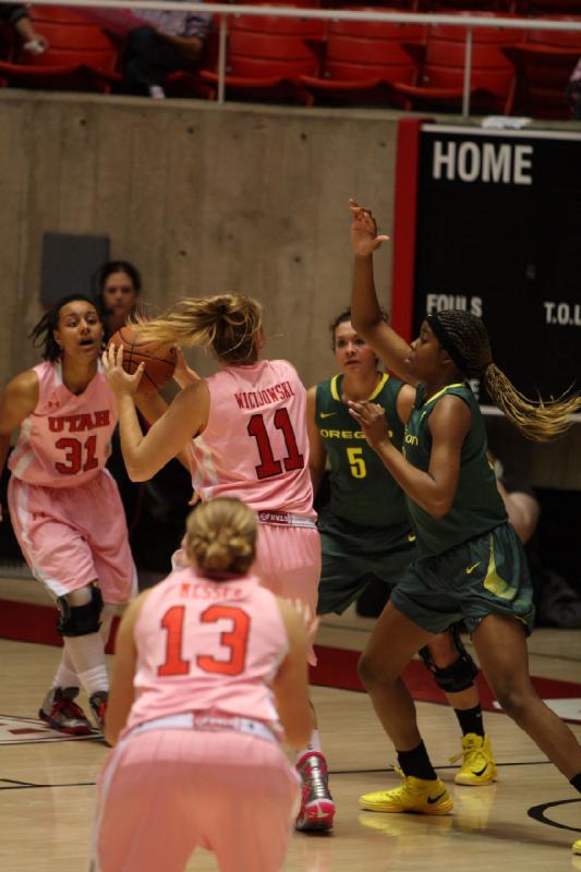 2013-02-08 19:35:58 ** Basketball, Ciera Dunbar, Oregon, Rachel Messer, Taryn Wicijowski, Utah Utes, Women's Basketball ** 