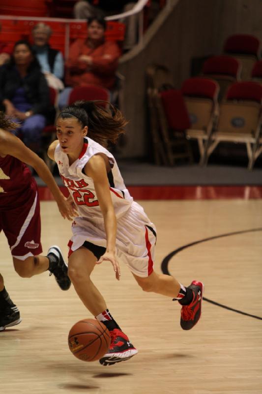 2013-11-08 21:42:44 ** Basketball, Damenbasketball, Danielle Rodriguez, University of Denver, Utah Utes ** 