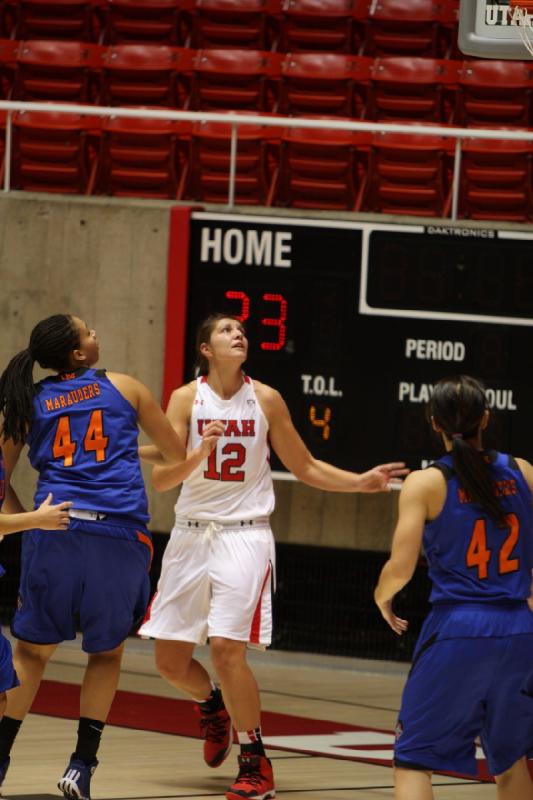 2013-11-01 17:38:12 ** Basketball, Damenbasketball, Emily Potter, University of Mary, Utah Utes ** 