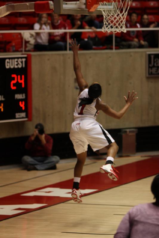 2011-12-06 20:20:05 ** Basketball, Idaho State, Janita Badon, Utah Utes, Velaida Harris, Women's Basketball ** 