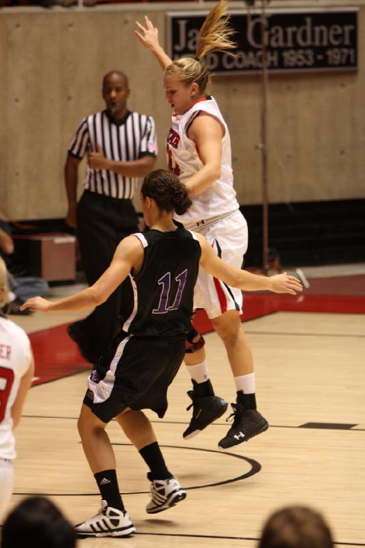 2011-12-01 19:53:15 ** Basketball, Damenbasketball, Rachel Messer, Taryn Wicijowski, Utah Utes, Weber State ** 