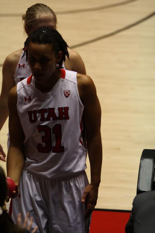 2012-12-29 16:51:25 ** Basketball, Ciera Dunbar, North Dakota, Rachel Messer, Utah Utes, Women's Basketball ** 