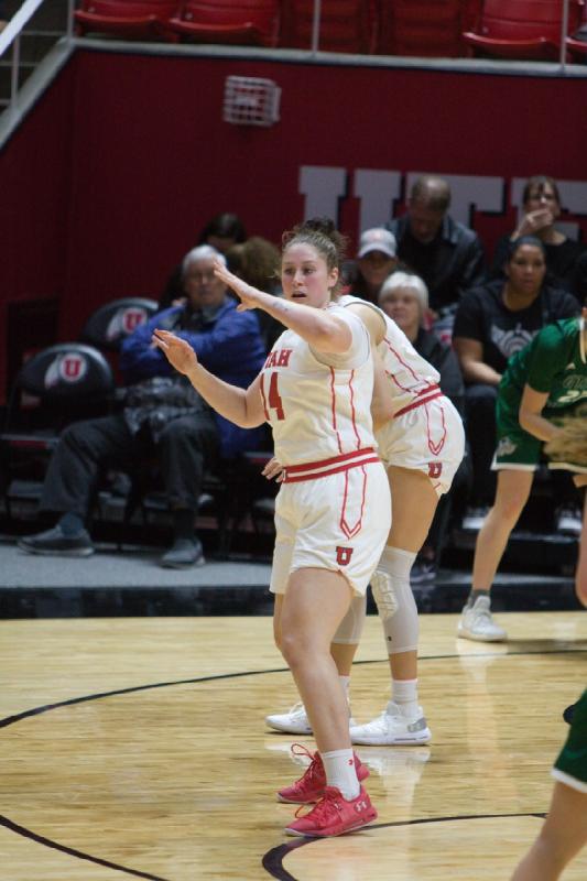 2018-12-01 19:04:39 ** Andrea Torres, Basketball, Damenbasketball, Niyah Becker, Utah Utes, Utah Valley University ** 