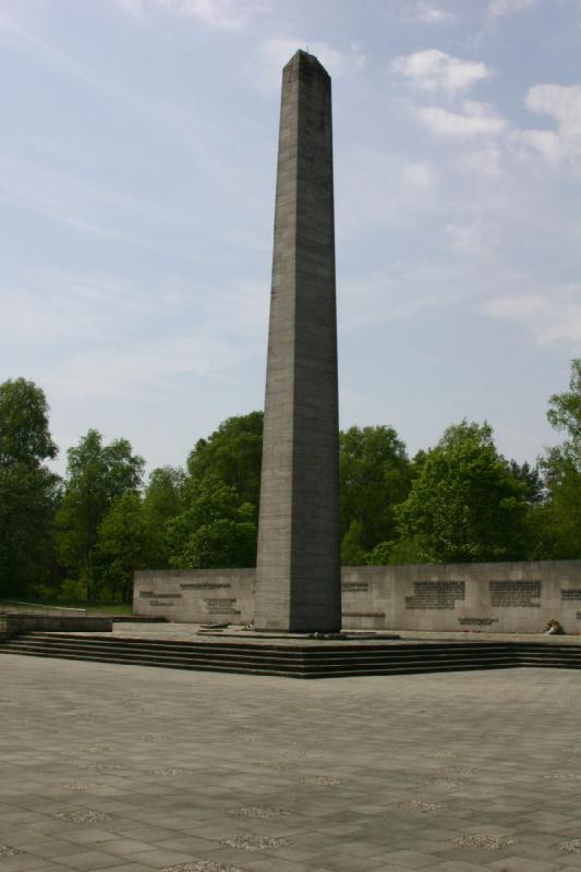 2008-05-13 12:21:36 ** Bergen-Belsen, Concentration Camp, Germany ** Obelisk and memorial wall.