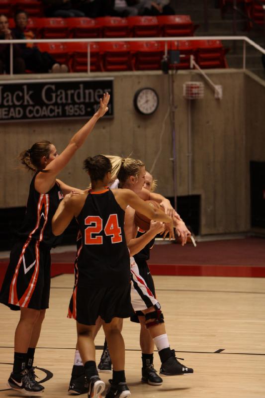 2011-12-06 19:58:24 ** Basketball, Damenbasketball, Idaho State, Taryn Wicijowski, Utah Utes ** 