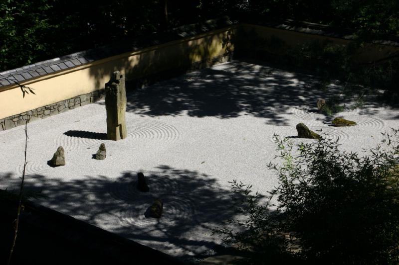 2007-09-02 14:26:36 ** Portland ** Zen-garden. 2007-09-02 14:26:36 ** Portland ** Zen-garden.