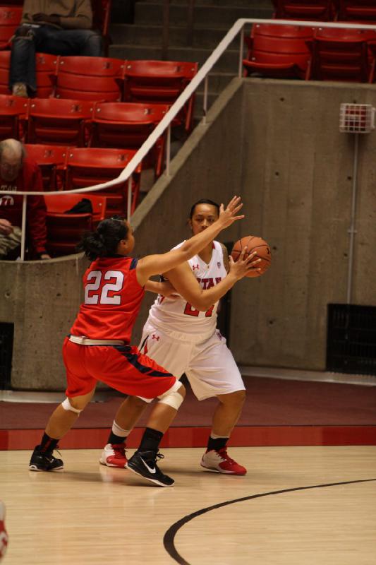 2011-11-05 18:33:16 ** Basketball, Damenbasketball, Dixie State, Rita Sitivi, Utah Utes ** 