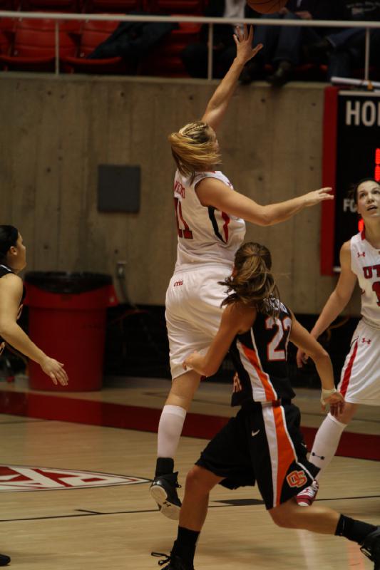 2012-03-01 19:18:10 ** Basketball, Damenbasketball, Michelle Plouffe, Oregon State, Taryn Wicijowski, Utah Utes ** 
