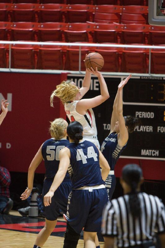 2014-12-03 18:10:38 ** Basketball, Paige Crozon, Utah State, Utah Utes, Women's Basketball ** 