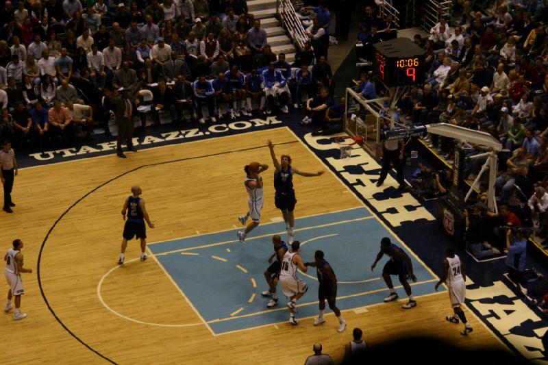 2008-03-03 20:56:26 ** Basketball, Utah Jazz ** Angriff der Utah Jazz.