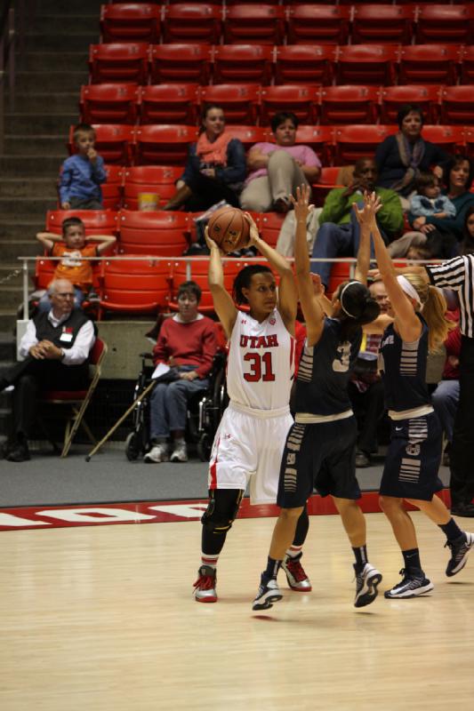 2012-11-27 19:11:21 ** Basketball, Ciera Dunbar, Damenbasketball, Utah State, Utah Utes ** 