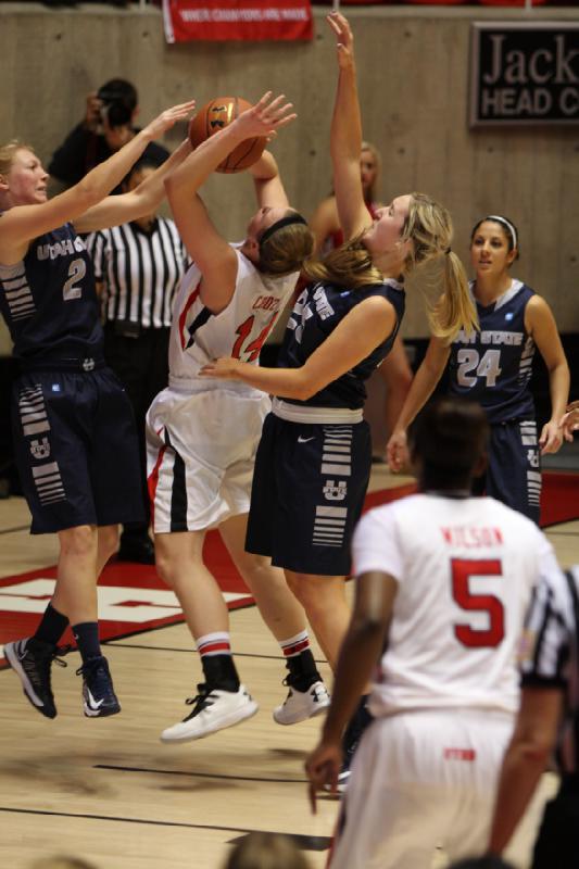2012-11-27 20:29:05 ** Basketball, Cheyenne Wilson, Damenbasketball, Paige Crozon, Utah State, Utah Utes ** 