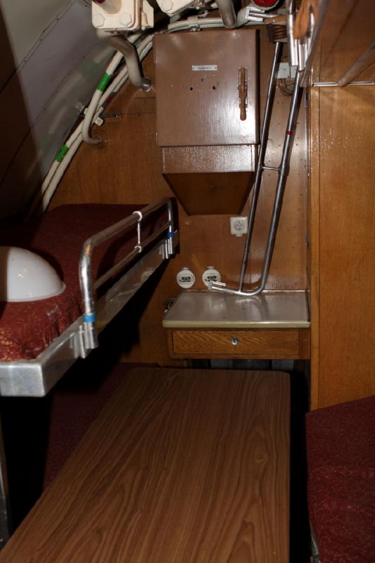 2010-04-15 15:51:38 ** Bremerhaven, Germany, Submarines, Type XXI, U 2540 ** Crew cabin with berths.