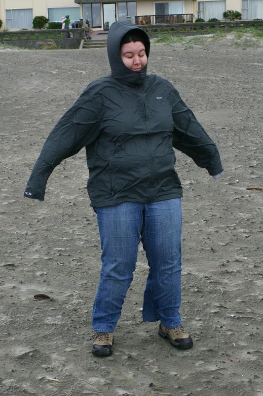 2006-01-28 15:20:14 ** Erica, Oregon, Seaside ** Prepared for all the wind.