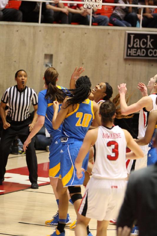 2014-03-02 15:22:34 ** Ariel Reynolds, Basketball, Malia Nawahine, Michelle Plouffe, UCLA, Utah Utes, Women's Basketball ** 