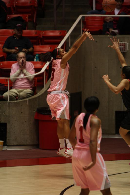 2012-01-28 15:32:07 ** Basketball, Damenbasketball, Iwalani Rodrigues, Janita Badon, USC, Utah Utes ** 