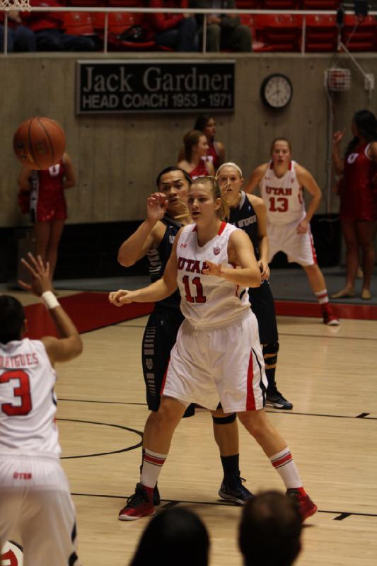 2012-11-27 19:58:08 ** Basketball, Damenbasketball, Iwalani Rodrigues, Rachel Messer, Taryn Wicijowski, Utah State, Utah Utes ** 