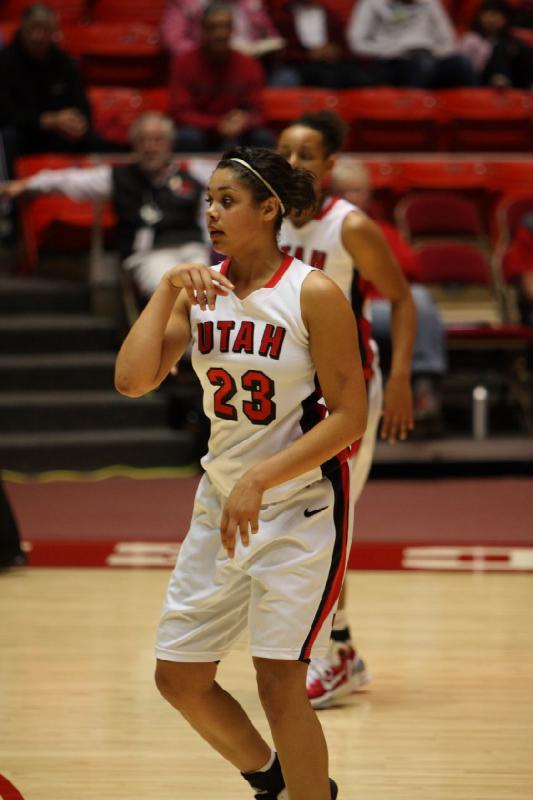 2010-12-20 20:45:08 ** Basketball, Brittany Knighton, Ciera Dunbar, Damenbasketball, Southern Oregon, Utah Utes ** 