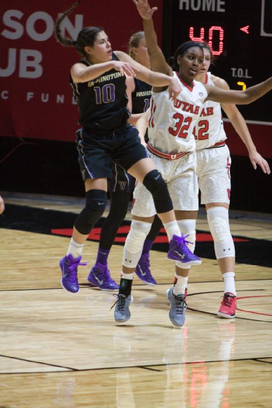 2016-01-04 18:59:24 ** Basketball, Damenbasketball, Emily Potter, Tanaeya Boclair, Utah Utes, Washington ** 