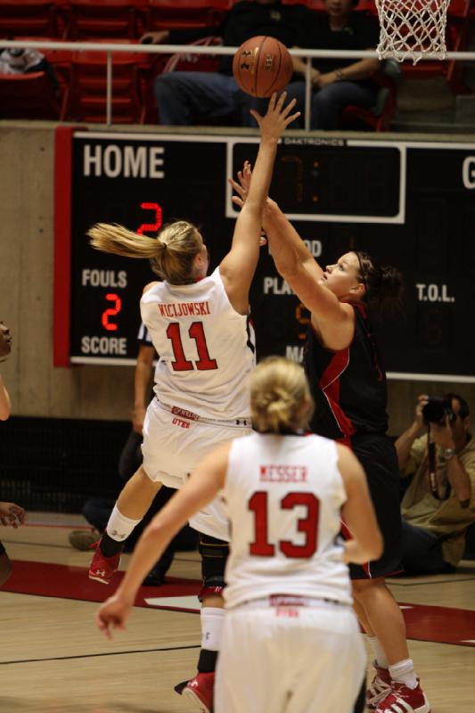 2011-11-13 16:02:21 ** Basketball, Damenbasketball, Rachel Messer, Southern Utah, Taryn Wicijowski, Utah Utes ** 