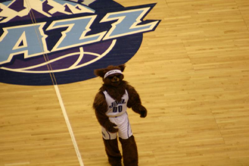 2008-03-03 21:29:34 ** Basketball, Utah Jazz ** The bear is the mascot of the Utah Jazz.