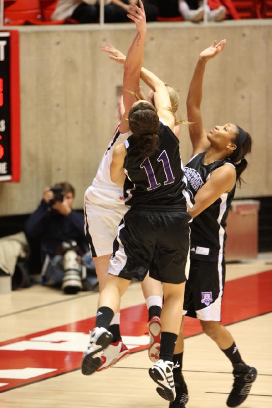 2011-12-01 20:35:59 ** Allison Gida, Basketball, Damenbasketball, Utah Utes, Weber State ** 