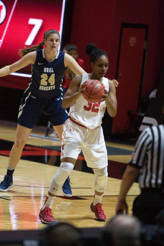 2017-12-21 13:16:13 ** Basketball, Damenbasketball, Oral Roberts, Tanaeya Boclair, Utah Utes ** 