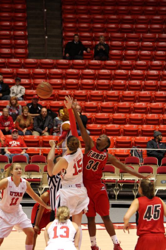 2012-11-13 19:00:48 ** Basketball, Damenbasketball, Michelle Plouffe, Rachel Messer, Southern Utah, Taryn Wicijowski, Utah Utes ** 
