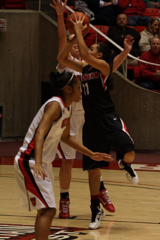 2010-12-20 19:27:39 ** Basketball, Iwalani Rodrigues, Michelle Plouffe, Southern Oregon, Utah Utes, Women's Basketball ** 