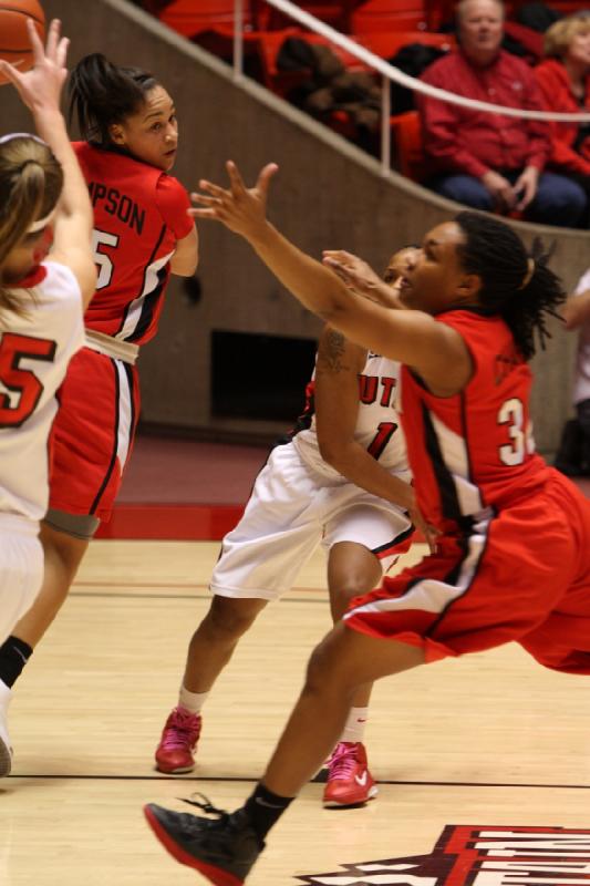 2011-02-01 21:24:18 ** Basketball, Janita Badon, Michelle Plouffe, UNLV, Utah Utes, Women's Basketball ** 
