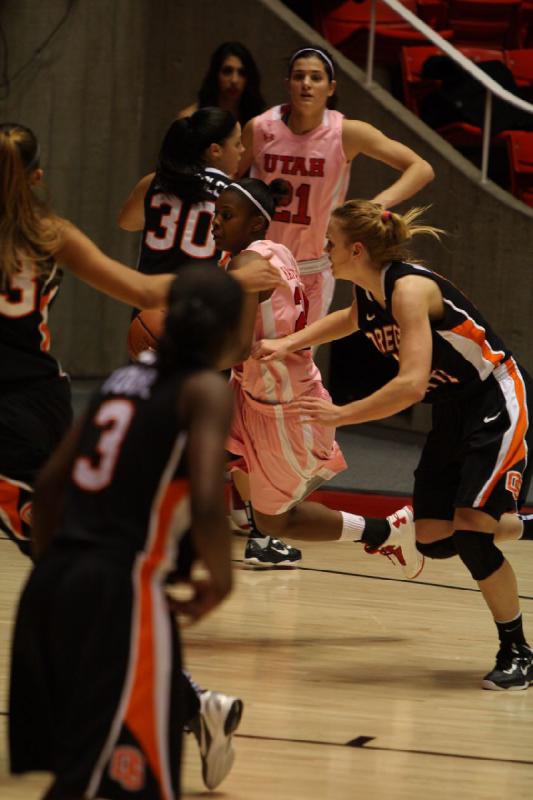 2013-02-10 14:46:33 ** Awa Kalmström, Basketball, Chelsea Bridgewater, Damenbasketball, Oregon State, Utah Utes ** 