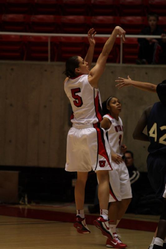 2011-01-01 15:07:32 ** Basketball, Iwalani Rodrigues, Michelle Harrison, Utah State, Utah Utes, Women's Basketball ** 