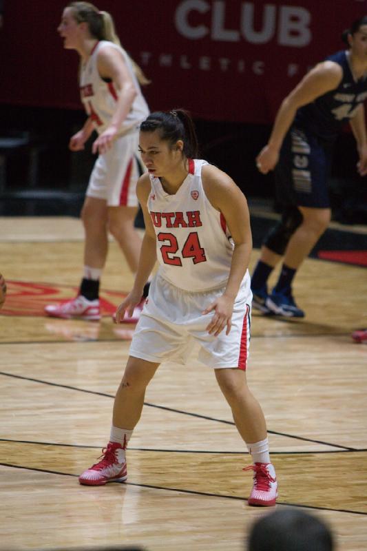 2014-12-03 18:58:44 ** Basketball, Damenbasketball, Paige Crozon, Utah State, Utah Utes, Valerie Nawahine ** 
