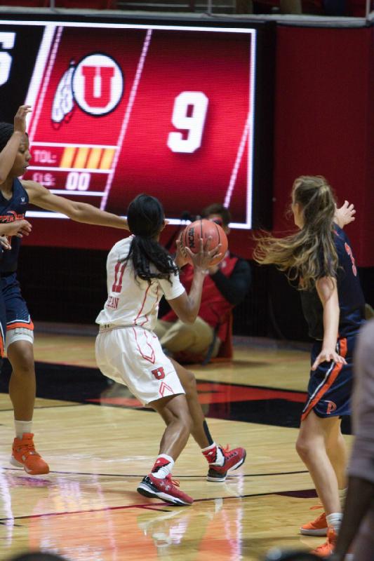 2017-12-05 18:03:56 ** Basketball, Damenbasketball, Erika Bean, Pepperdine, Utah Utes ** 