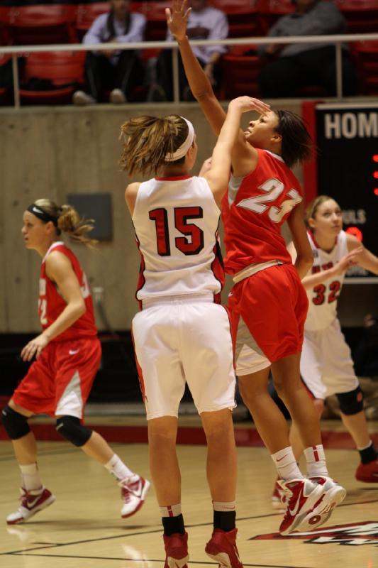 2011-02-19 17:08:21 ** Basketball, Diana Rolniak, Michelle Plouffe, New Mexico Lobos, Utah Utes, Women's Basketball ** 