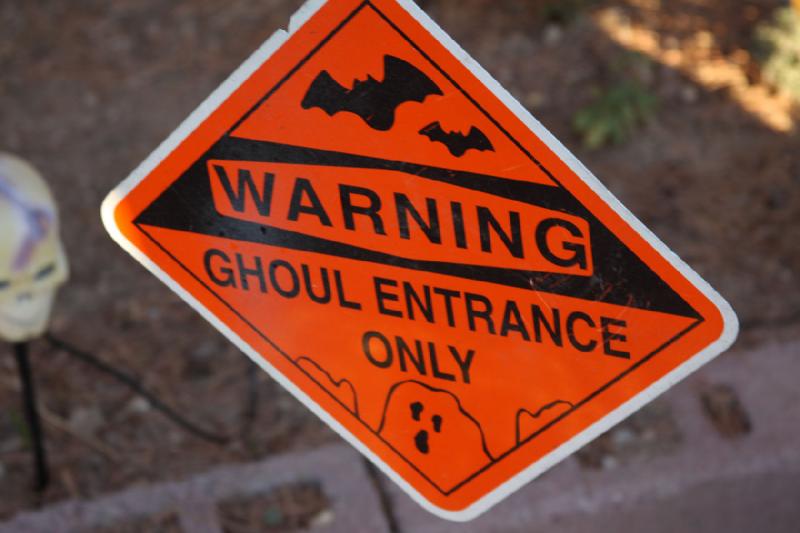2008-10-25 17:49:32 ** Utah ** 'Warning. Ghoul Entrance Only.'