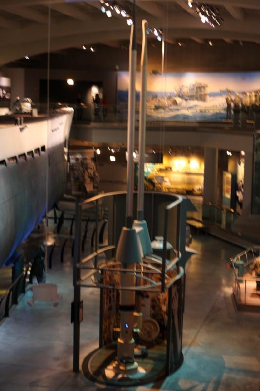 2014-03-11 09:40:19 ** Chicago, Illinois, Museum of Science and Industry, Submarines, Type IX, U 505 ** In the model of the conning tower, visitors can try out the periscopes.