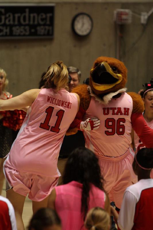 2013-02-08 18:57:15 ** Basketball, Damenbasketball, Oregon, Swoop, Taryn Wicijowski, Utah Utes ** 